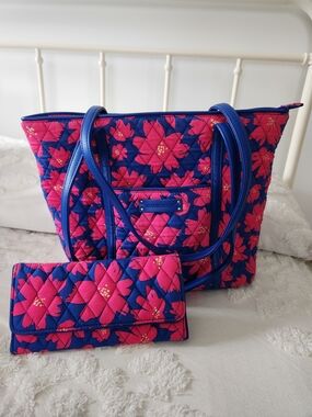Vera Bradley Art Poppies Quilted Floral Tote with Matching Wallet